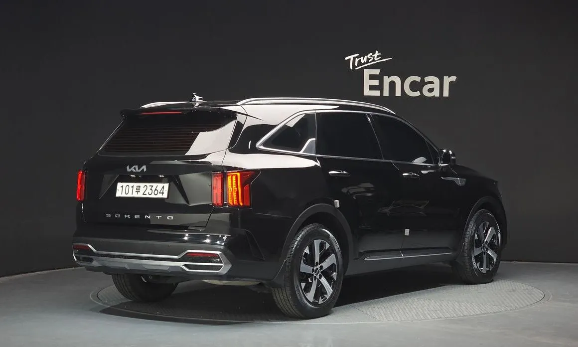 Kia Sorento — фото 4