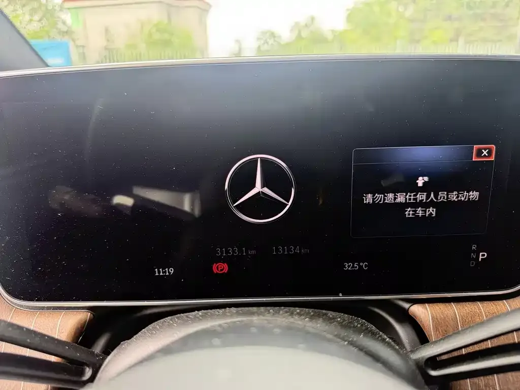 Mercedes-Benz EQE SUV — фото 2