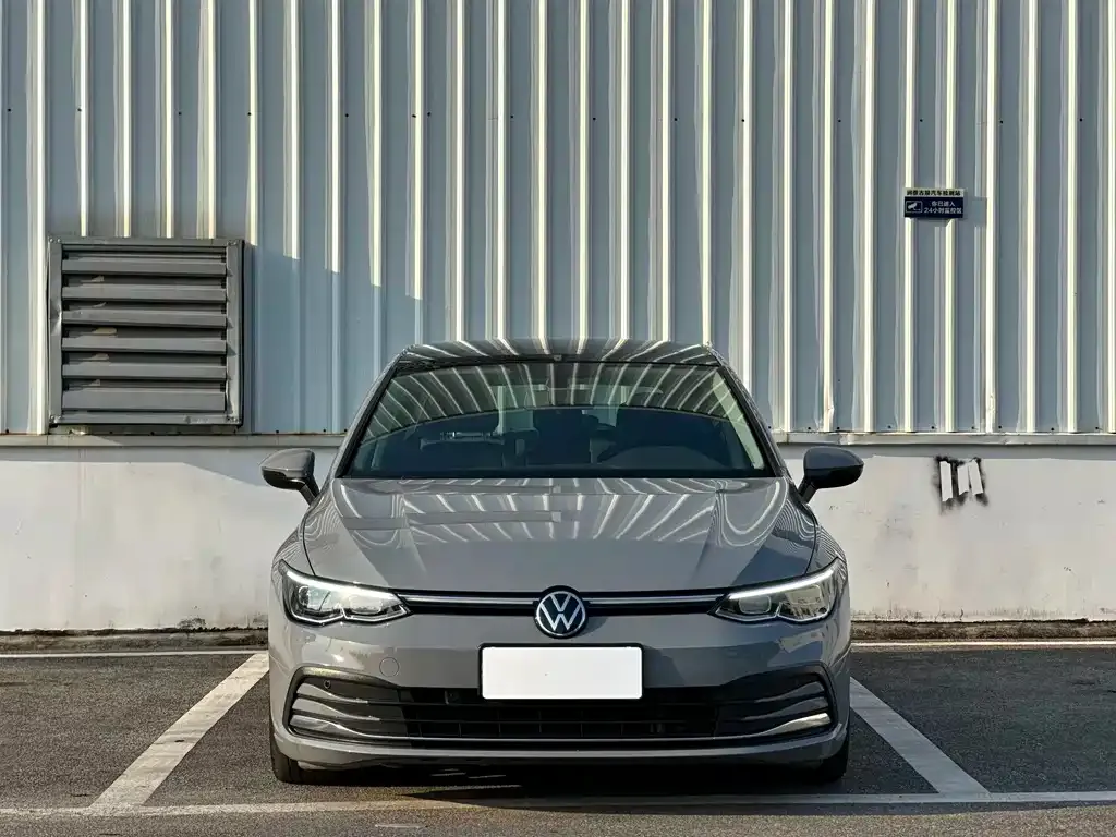 Volkswagen Golf — фото 7