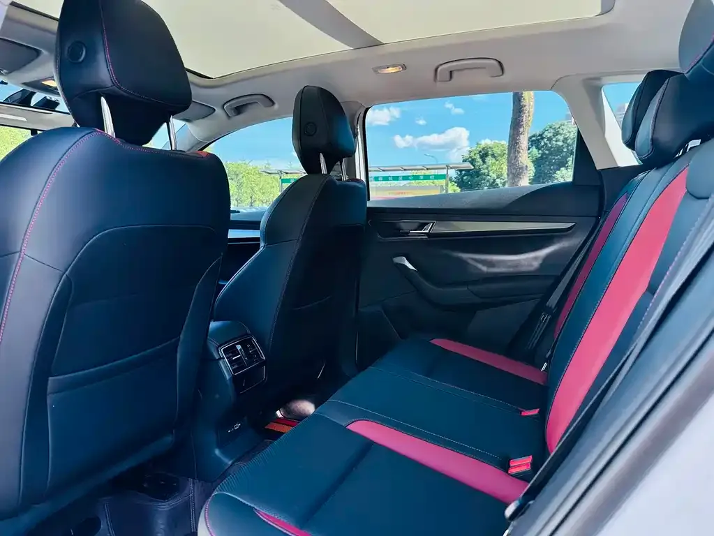 Skoda Karoq — фото 3