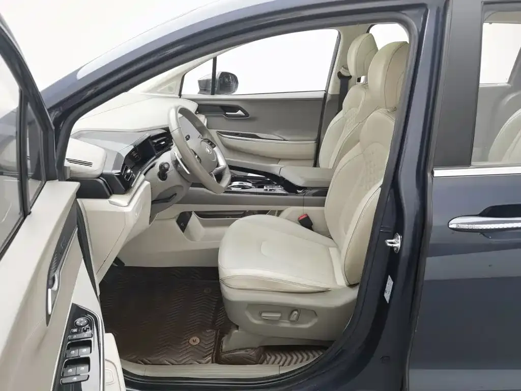 Hyundai Custo — фото 8