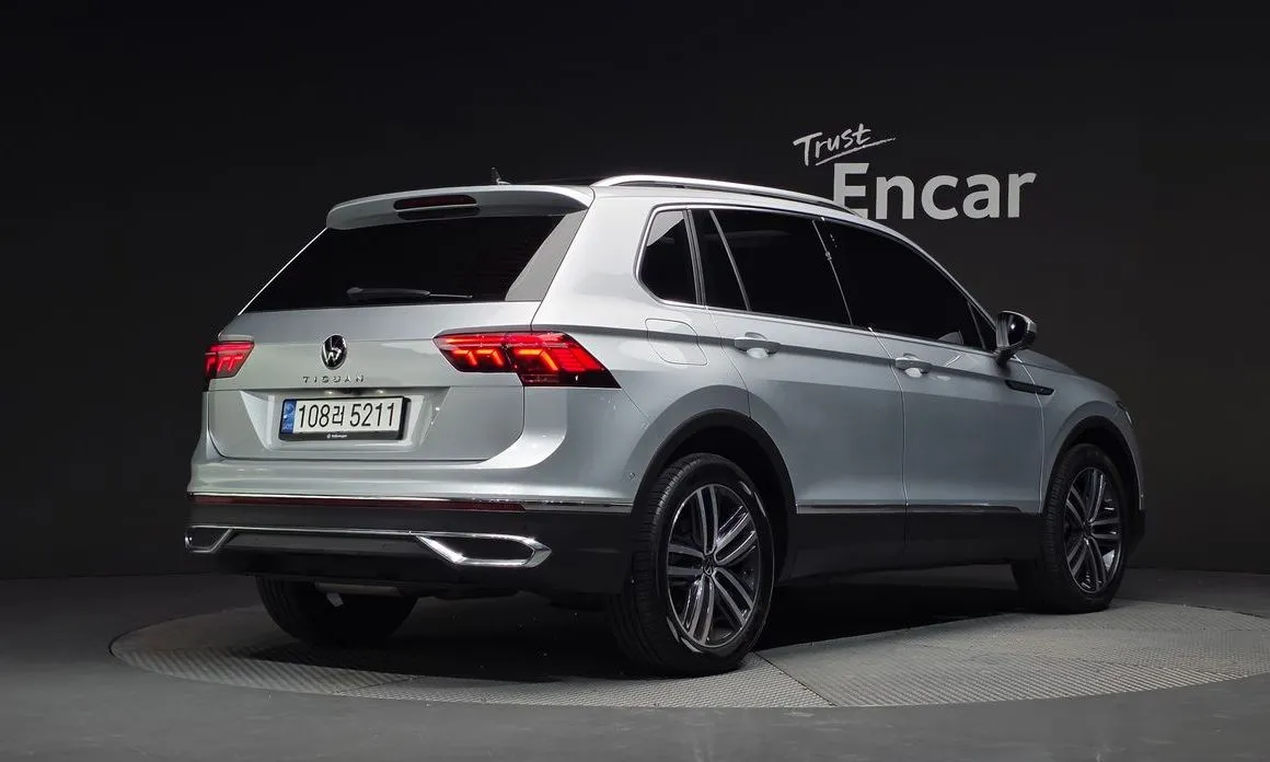 Volkswagen Tiguan — фото 2