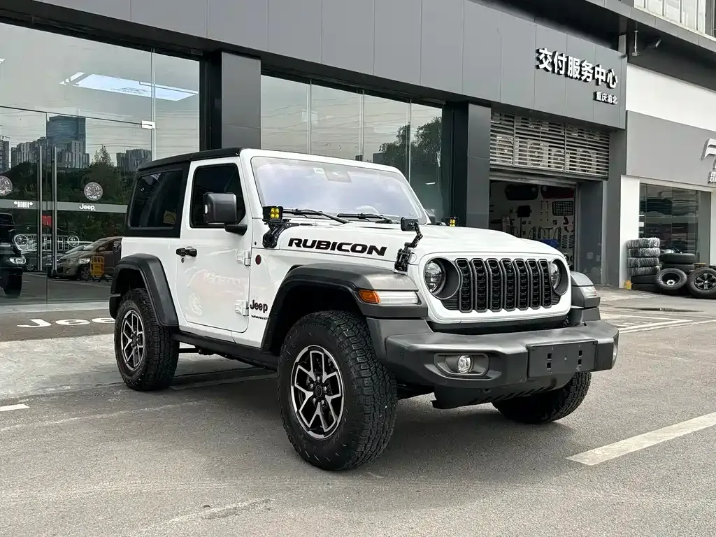 Jeep Wrangler — фото 10