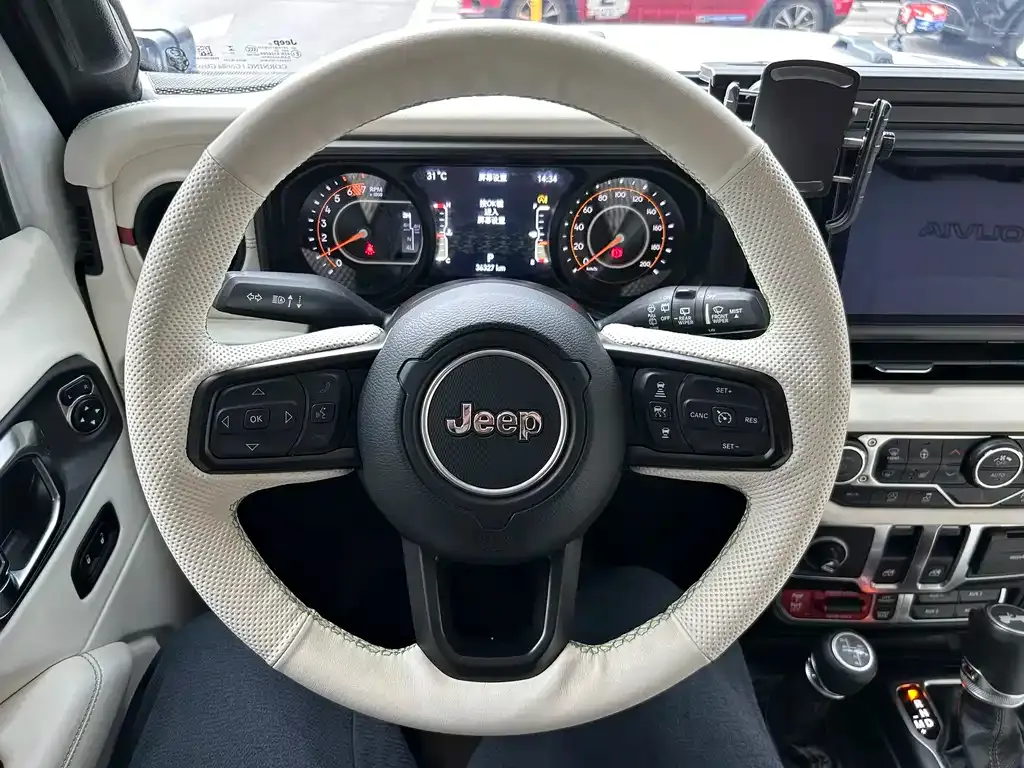 Jeep Wrangler — фото 6