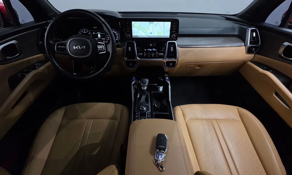 Kia Sorento — фото 9