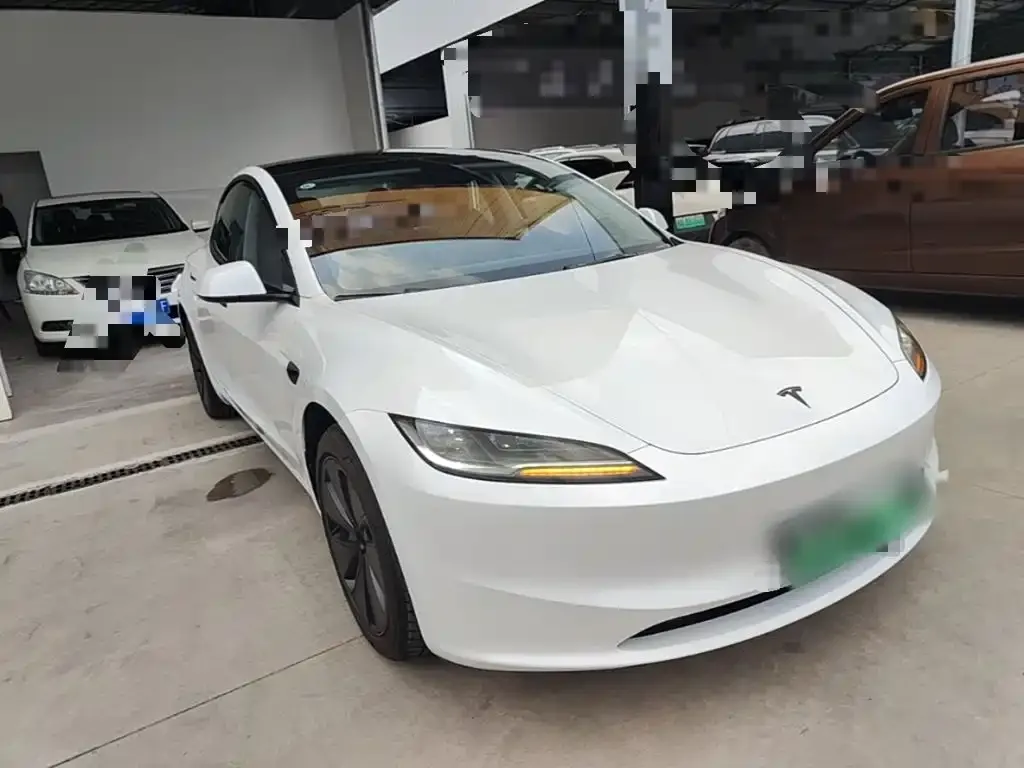 Tesla Model 3 — фото 2