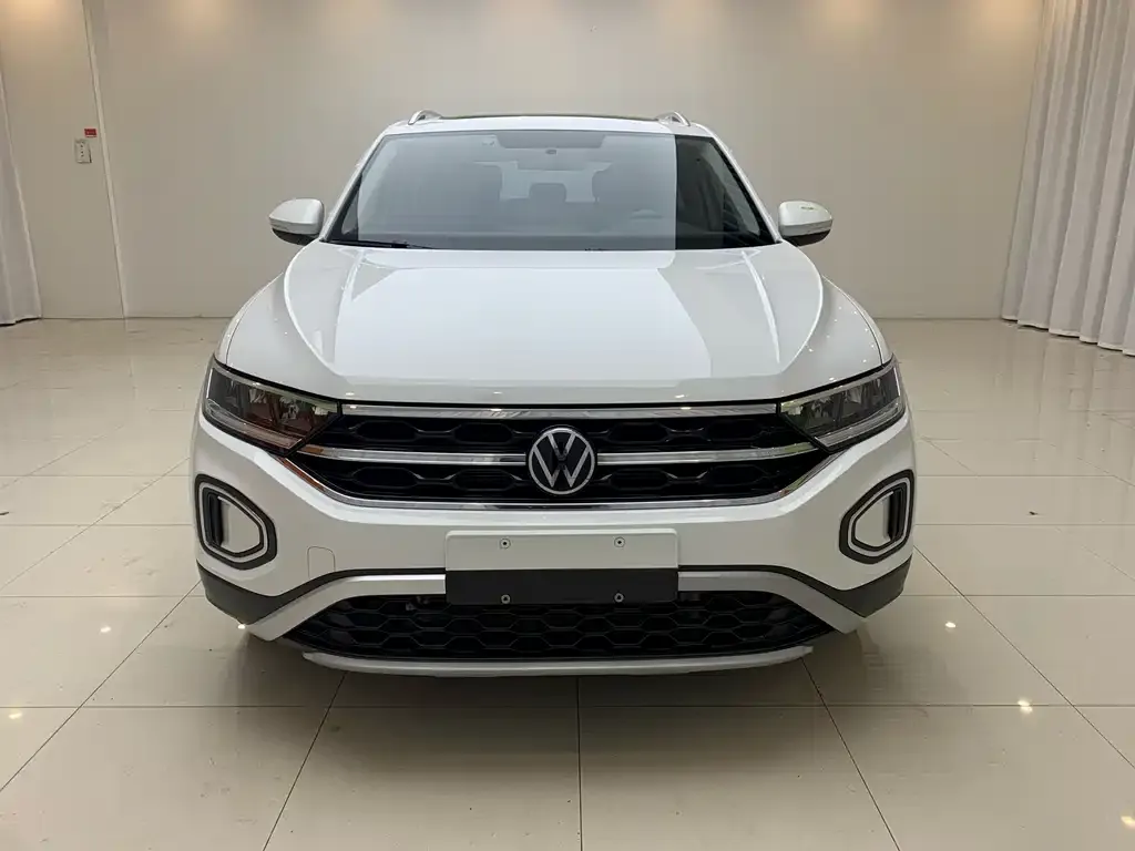 Volkswagen T-Roc — фото 2
