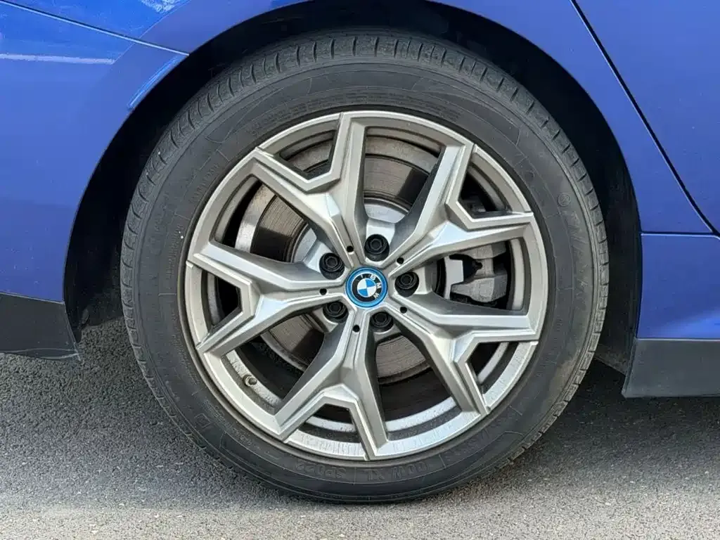 BMW i3 — фото 8