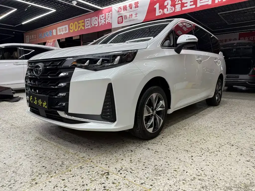 GAC Motor Trumpchi M6 — фото 1