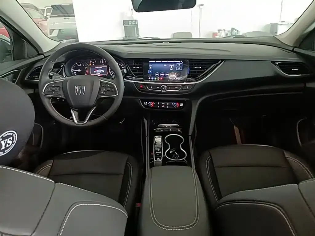 Buick Regal — фото 10