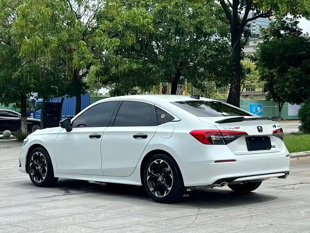 Honda Civic — фото 10