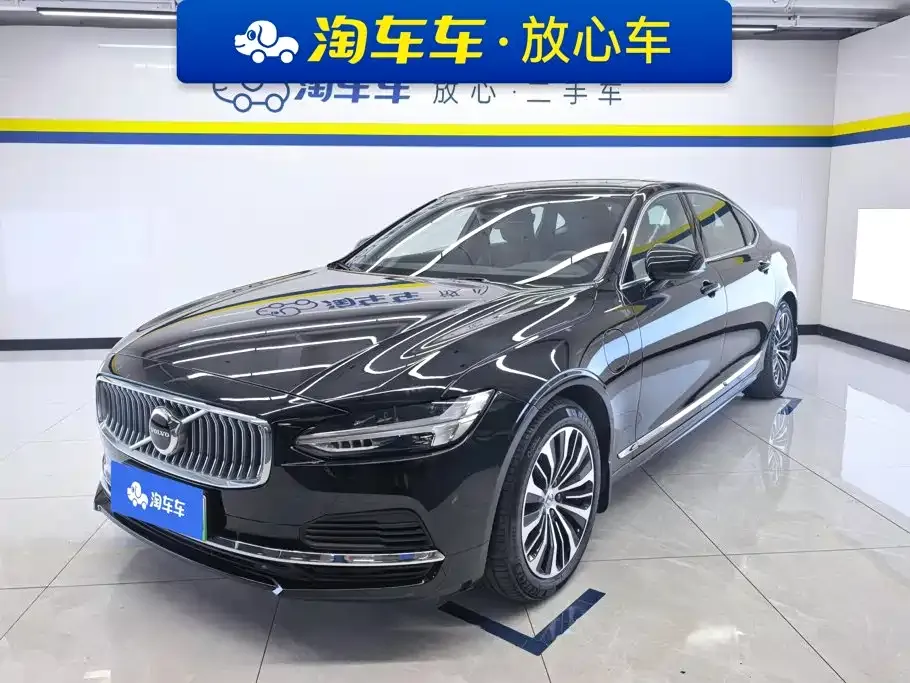 Volvo S90 — фото 1