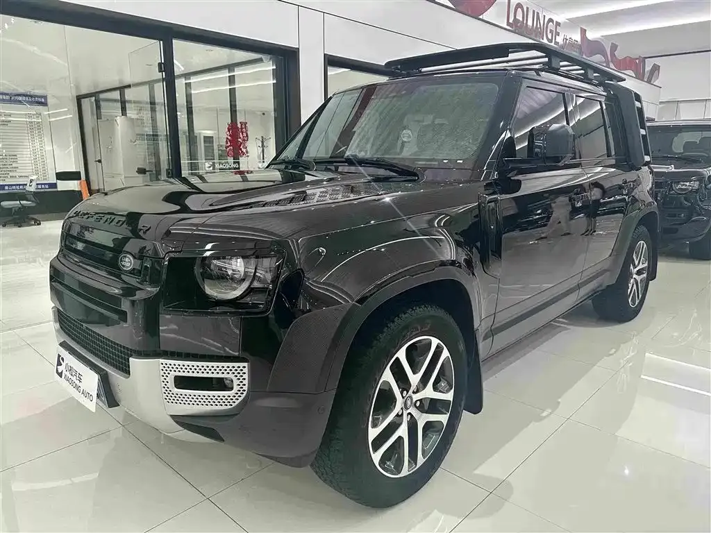 Land Rover Defender — фото 1