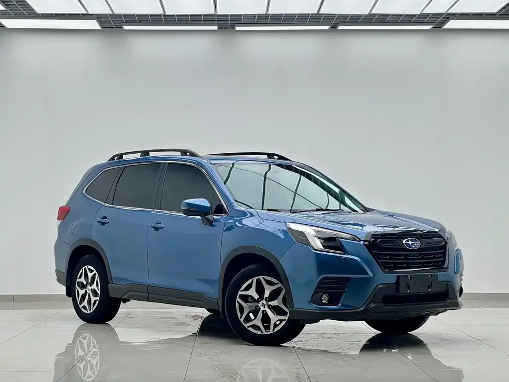 Subaru Forester — фото 4
