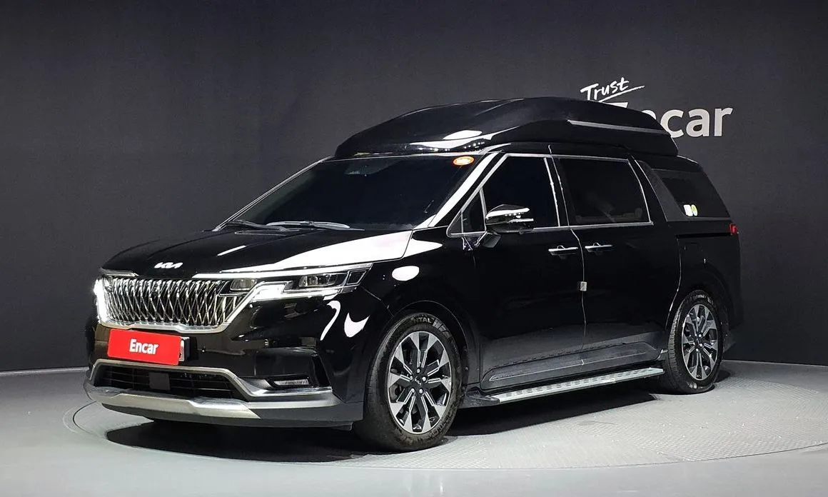 Kia Carnival — фото 1