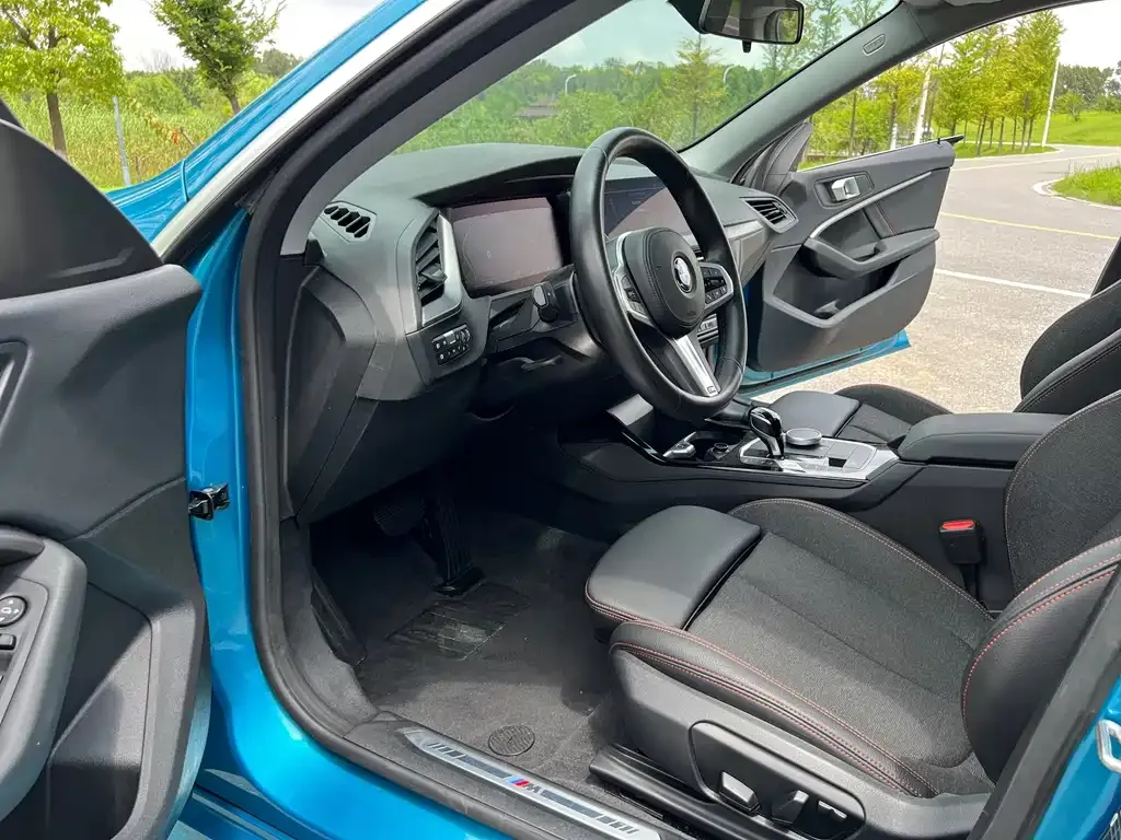 BMW 2 Series (Import) — фото 2