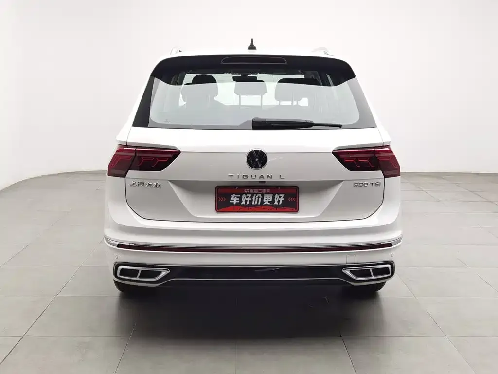 Volkswagen Tiguan L — фото 4