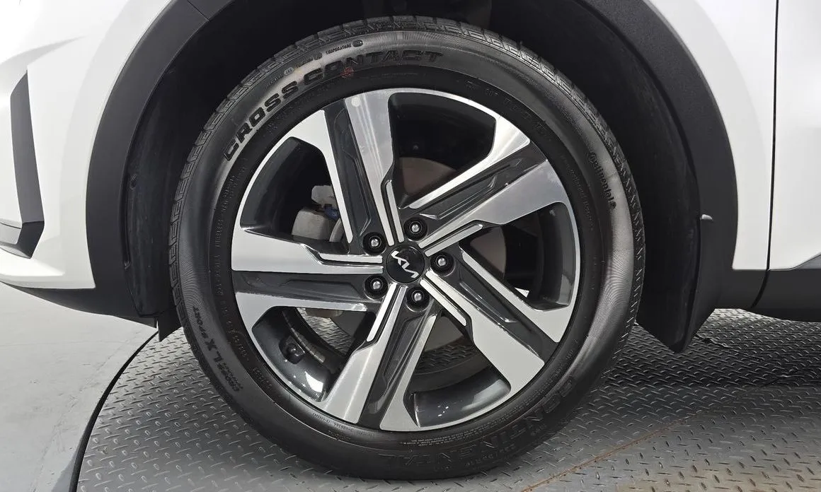 Kia Sorento — фото 4