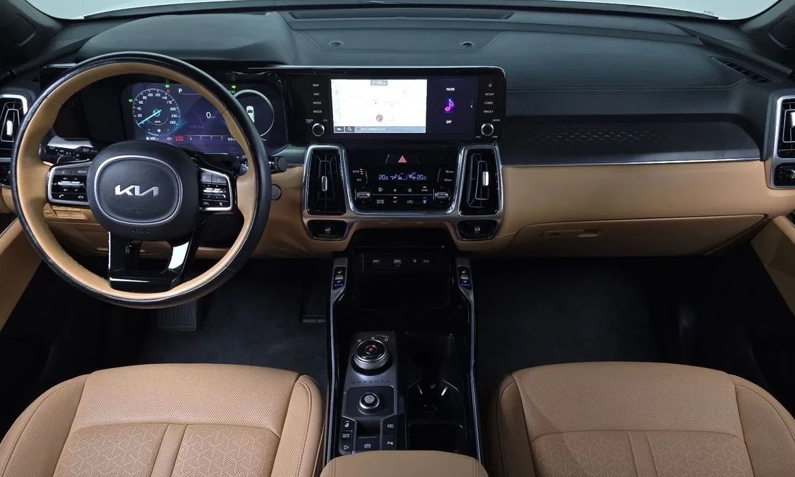 Kia Sorento — фото 10