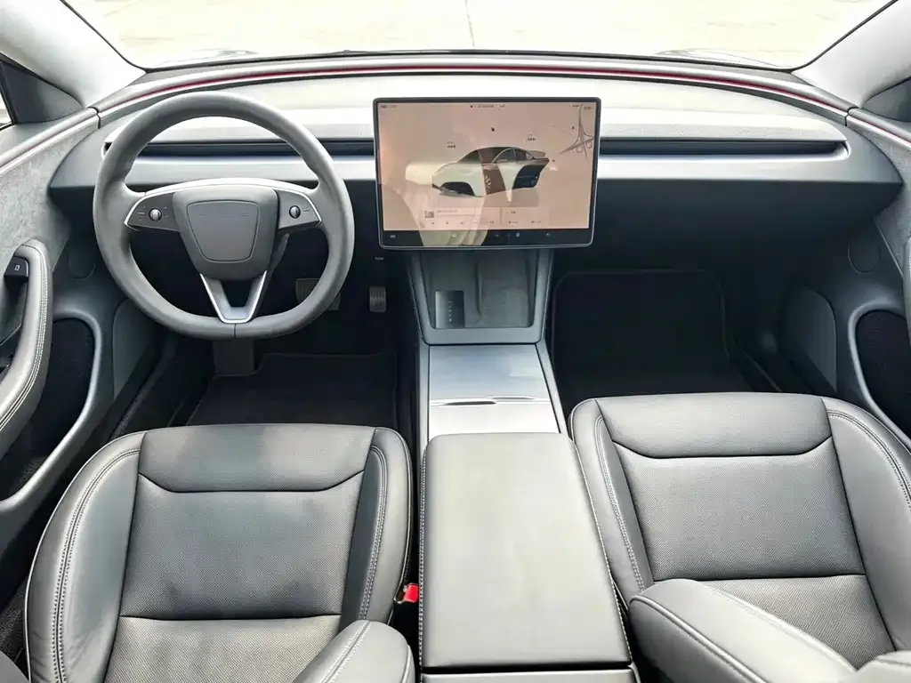 Tesla Model 3 — фото 7
