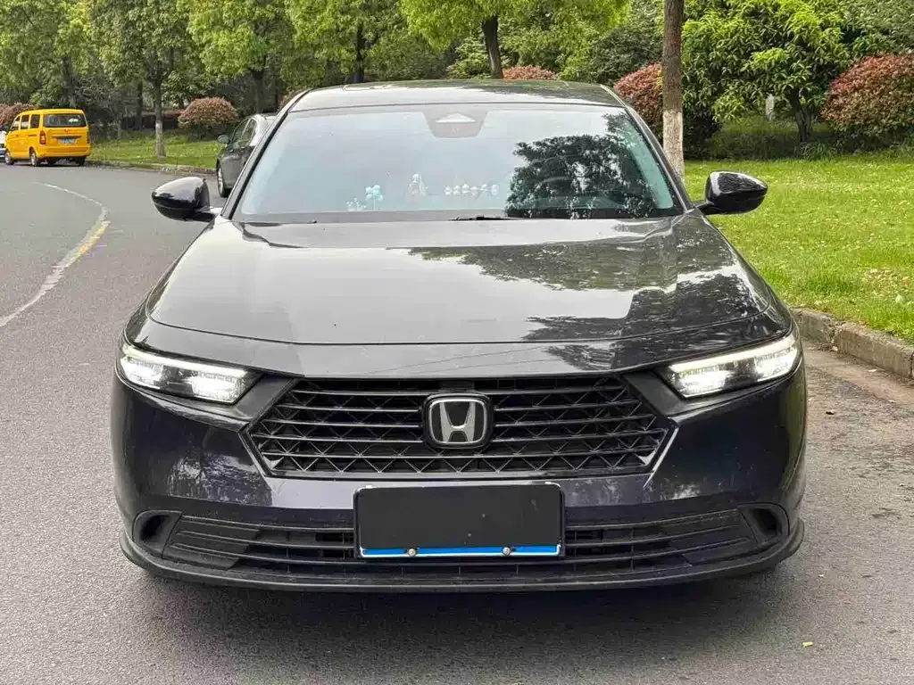 Honda Accord — фото 5