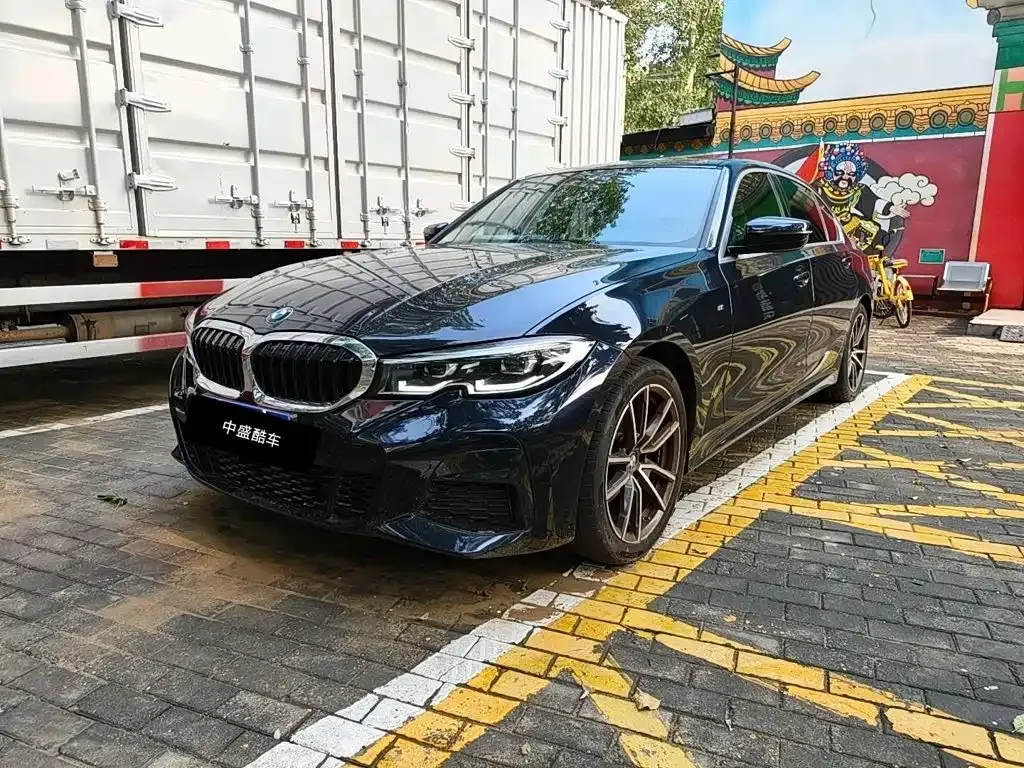 BMW 3 Series — фото 1