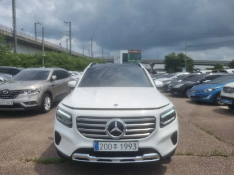 Mercedes-Benz GLB-Class — фото 5