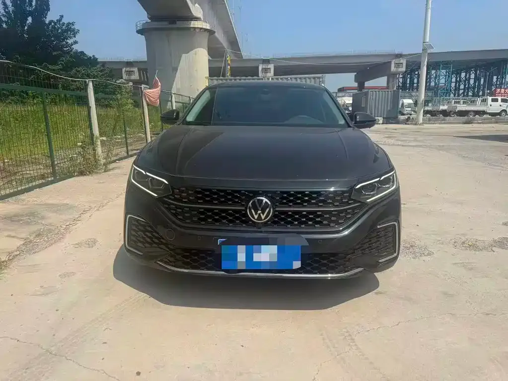 Volkswagen Passat — фото 3