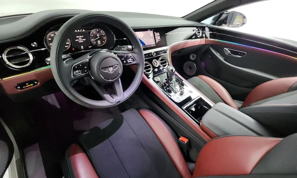 Bentley Continental — фото 7