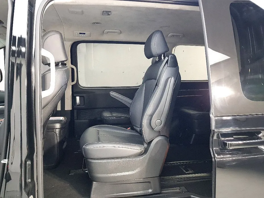 Hyundai Staria — фото 10