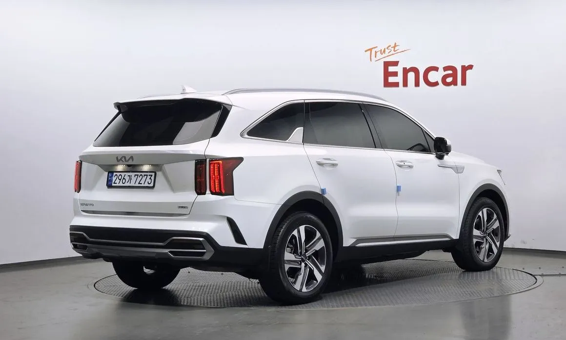 Kia Sorento — фото 6