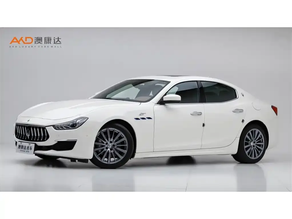 Maserati Ghibli — фото 1