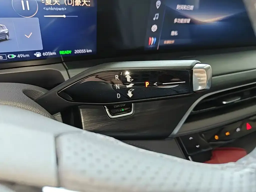 Buick GL8 Hybrid — фото 2