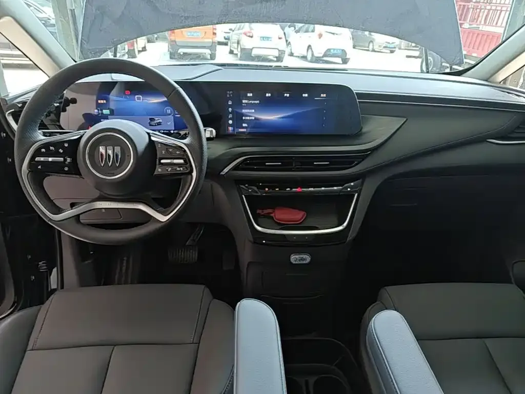 Buick GL8 Hybrid — фото 10