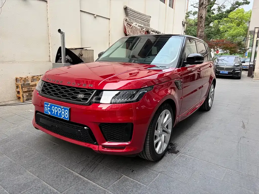 Land Rover Sport — фото 1