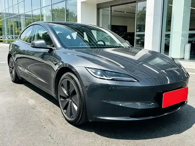 Tesla Model 3 — фото 5