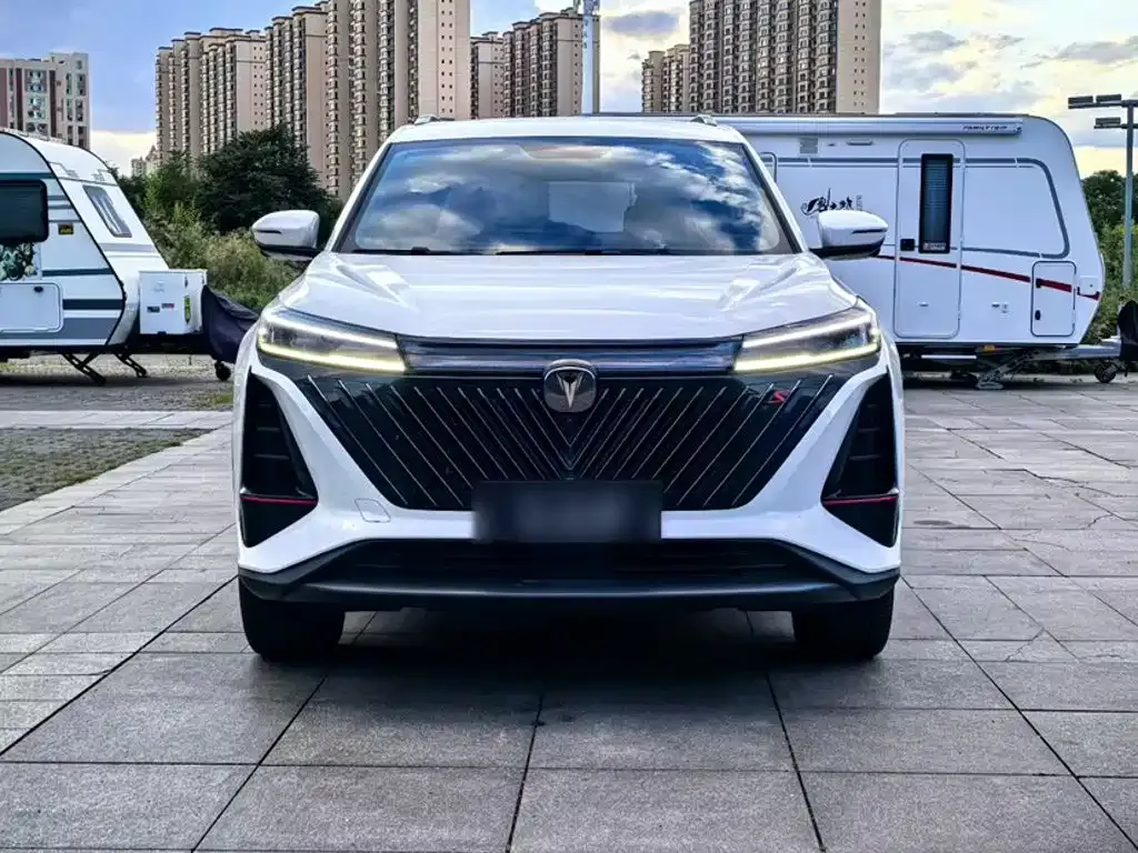 Changan CS75PLUS — фото 10