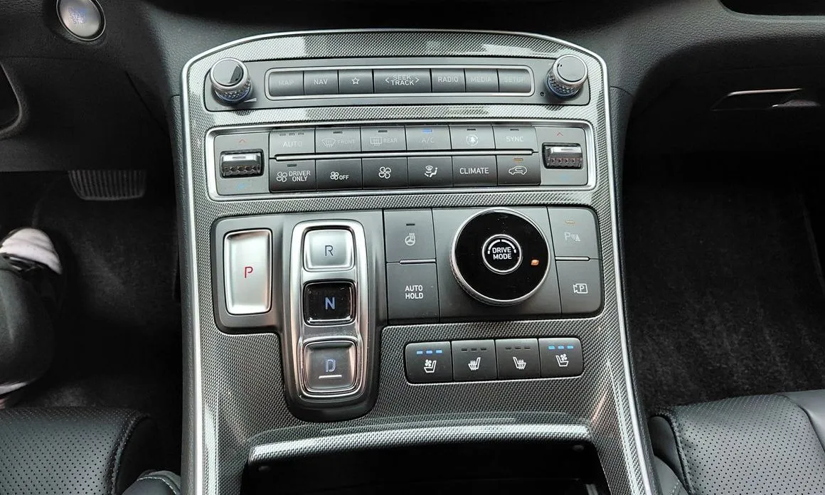 Hyundai Santafe — фото 7