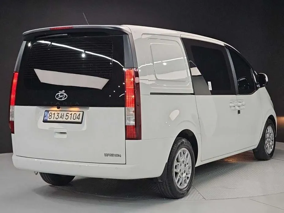 Hyundai Staria — фото 4