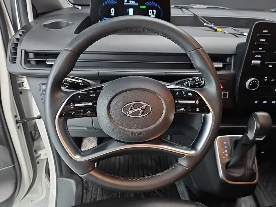 Hyundai Staria — фото 9