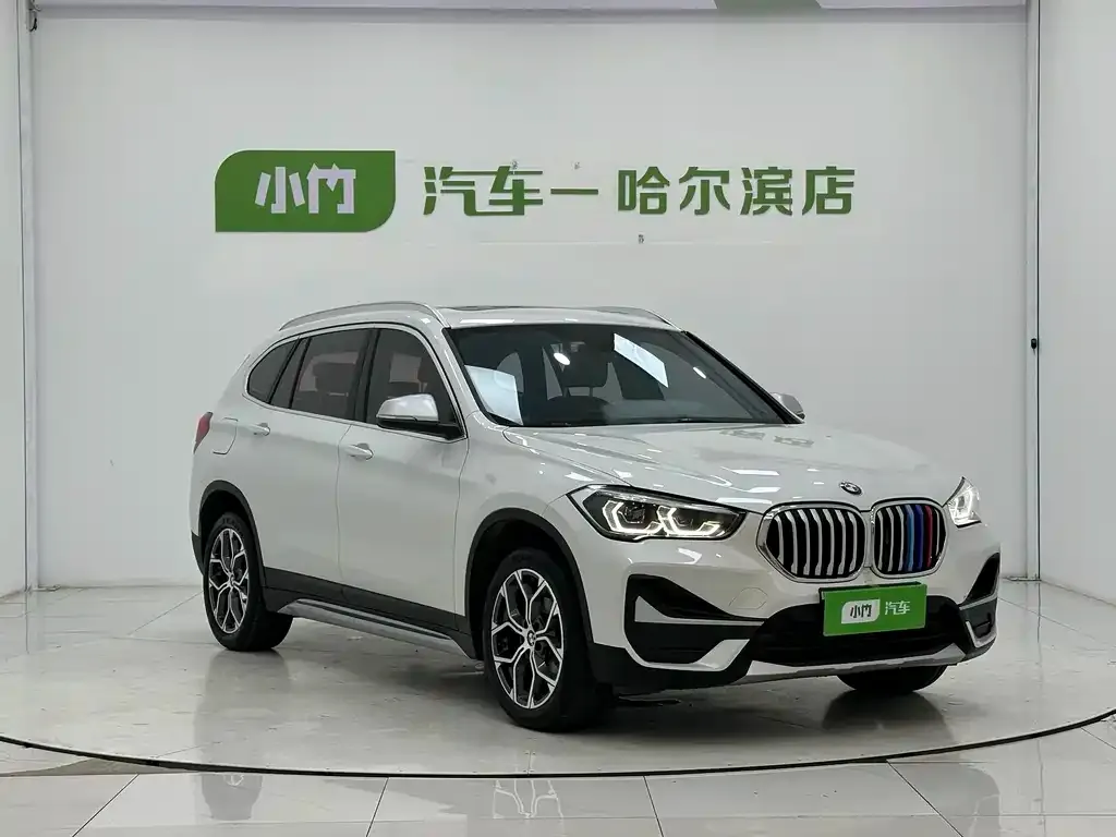 BMW X1 — фото 2