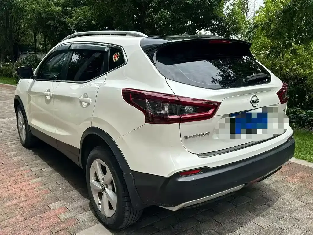 Nissan Qashqai — фото 2
