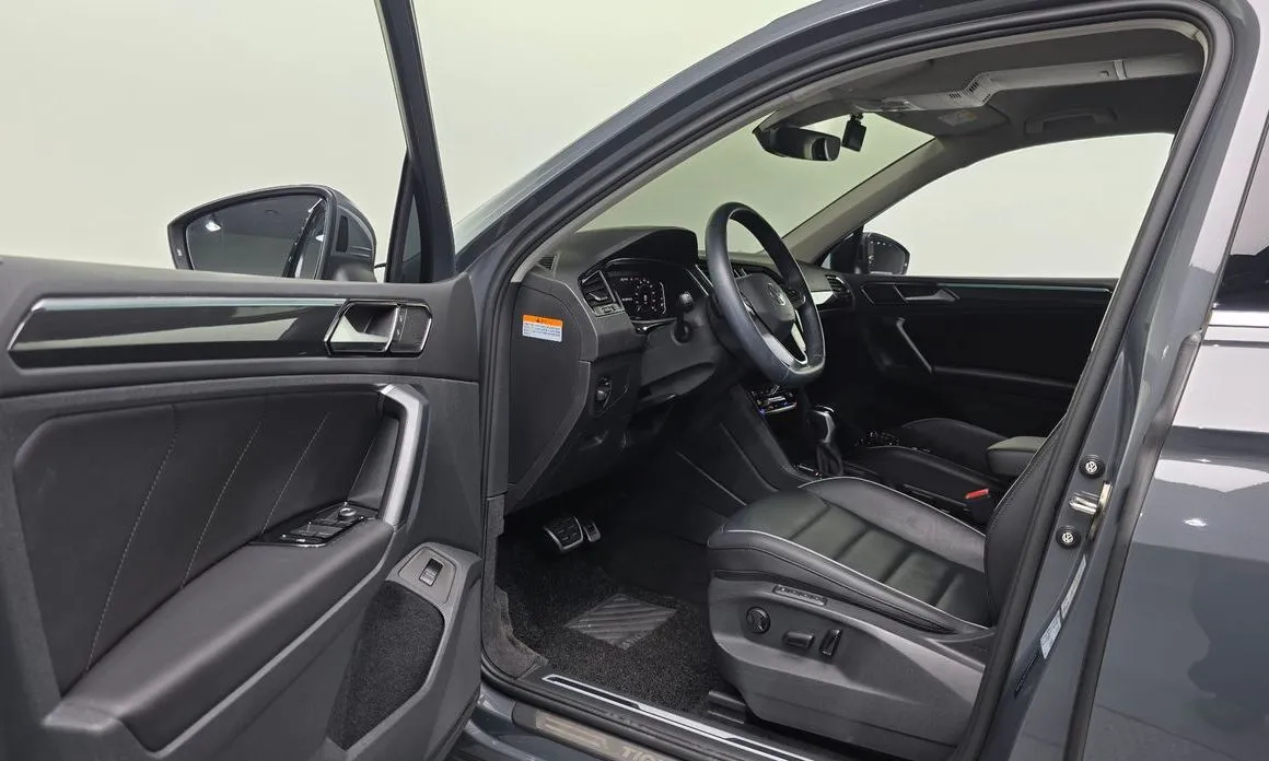Volkswagen Tiguan — фото 6