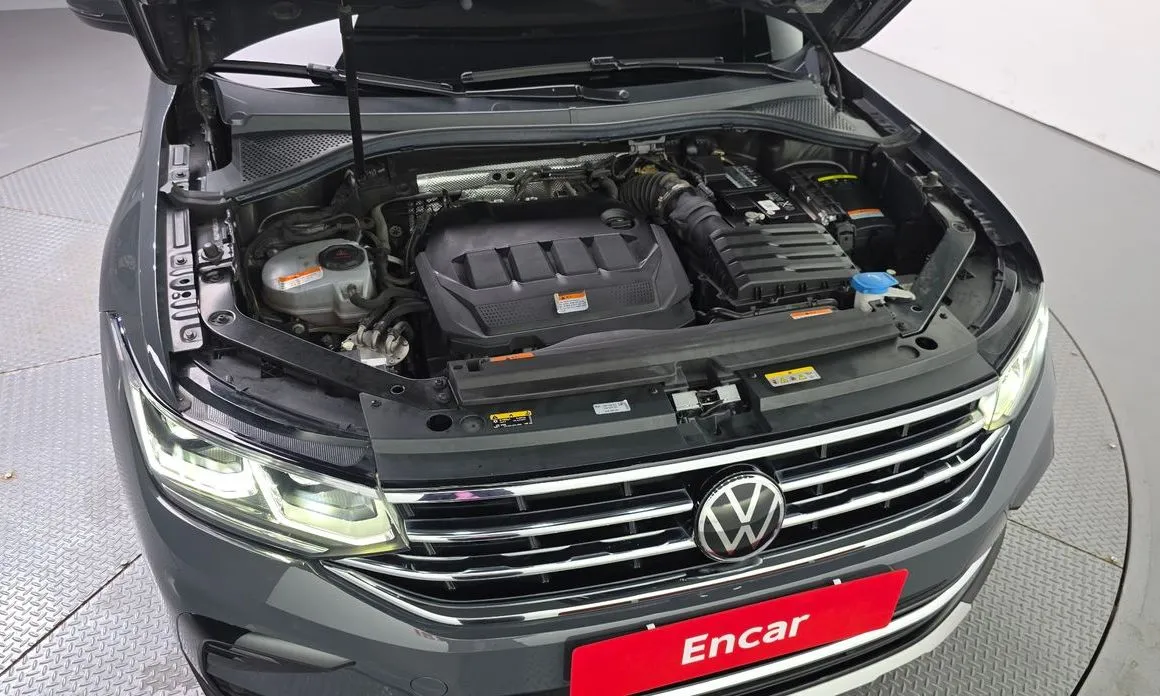 Volkswagen Tiguan — фото 8