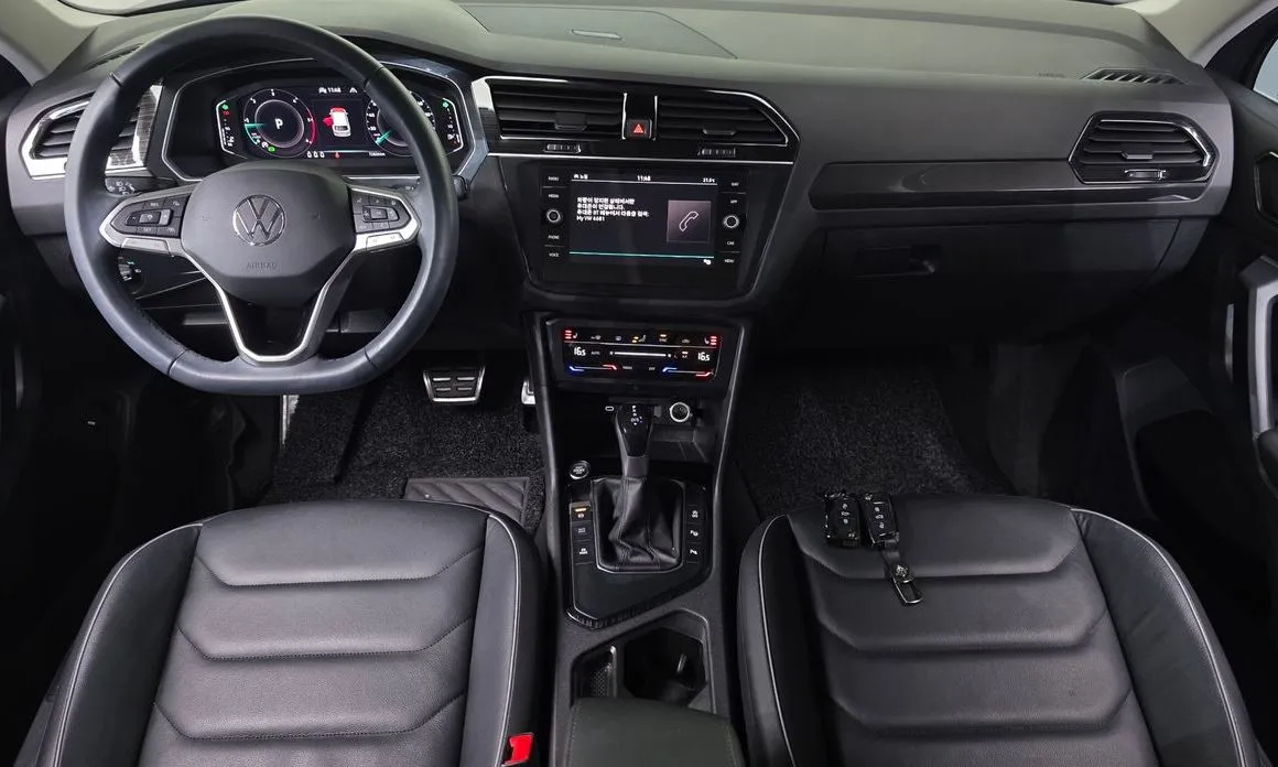 Volkswagen Tiguan — фото 9