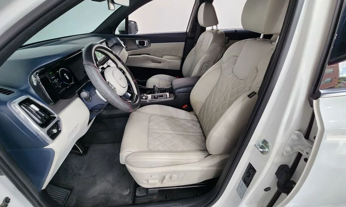 Kia Sorento — фото 7