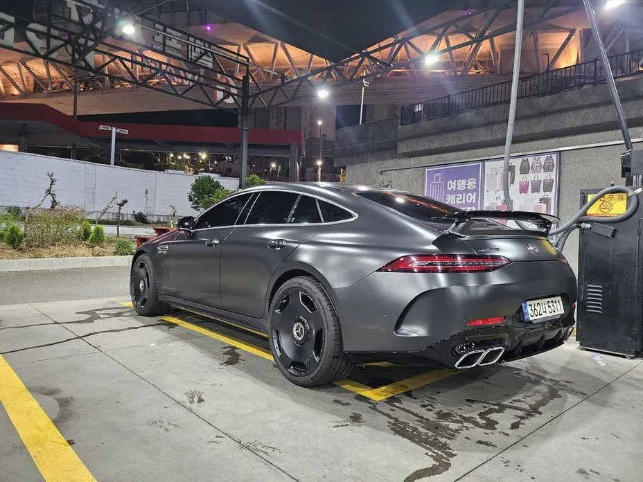 Mercedes-Benz AMG GT — фото 10