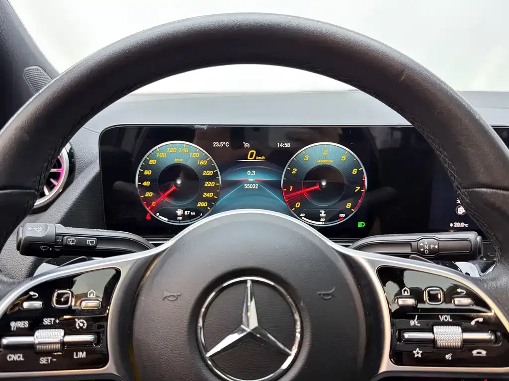 Mercedes-Benz GLA — фото 2