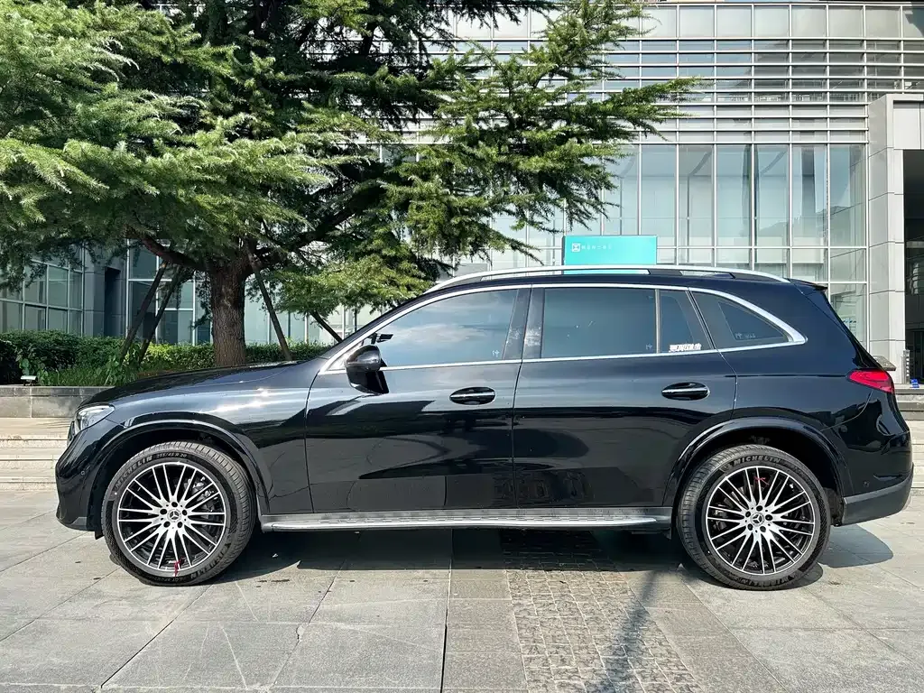 Mercedes-Benz GLC — фото 10