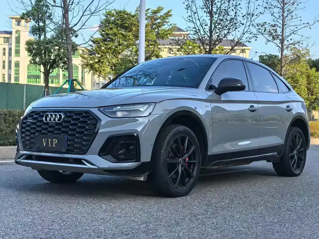 Audi Q5L Sportback — фото 6